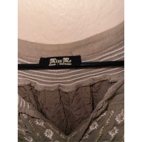 MISS ME WOMEN'S OLIVE EMBROIDERED BOHEMIAN TASSEL TOP - Picture 8 of 8